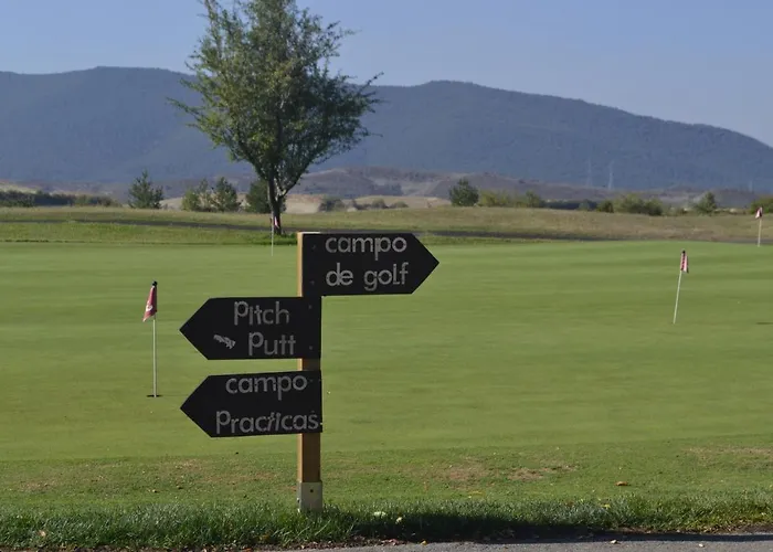 Margas Golf Pirineo Aragones Apartamento Sabiñánigo